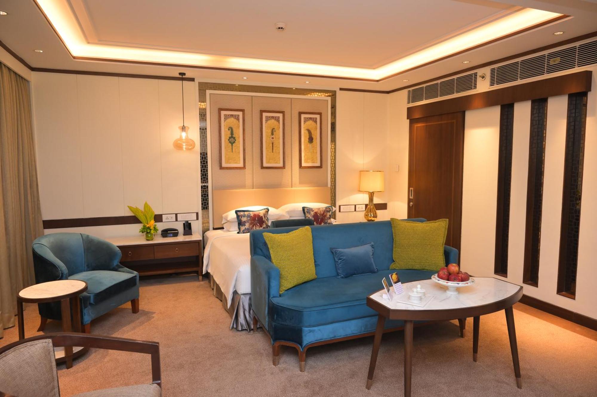 Tajview, Agra-ihcl Seleqtions