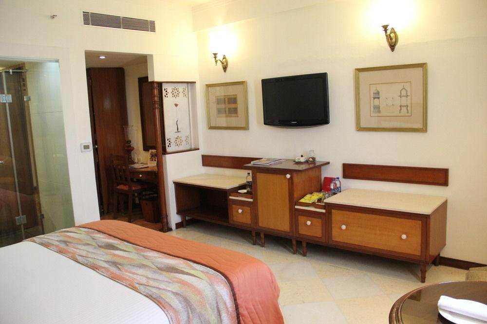 Tajview, Agra-ihcl Seleqtions Agra (Uttar Pradesh)